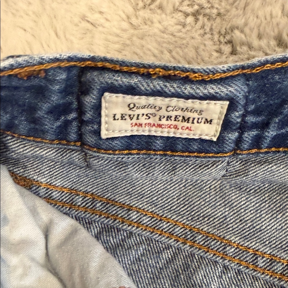 Levi's Women's High-Rise Straight Crop Jeans - Blue - Picture 8 of 10